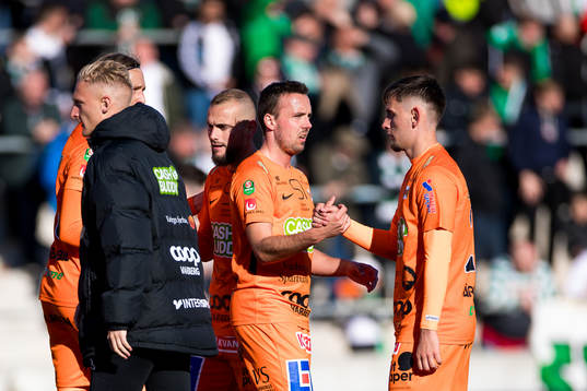 Varbergs spelare jublar