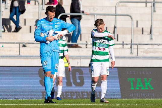 Västerås målvakt Anton Fagerström deppar