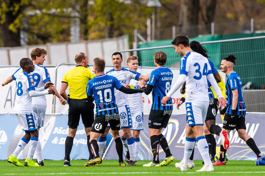 Bråk mellan spelarna
