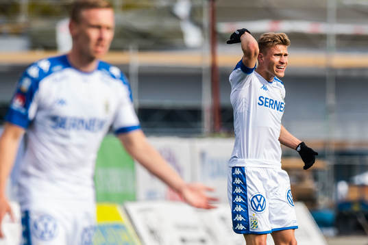 IFK Göteborgs Carl Starfelt reagerar