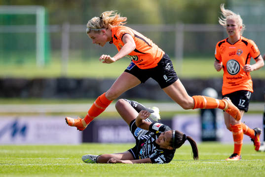 Kungsbackas Klara Rybrink mot Piteås Madelen Janogy