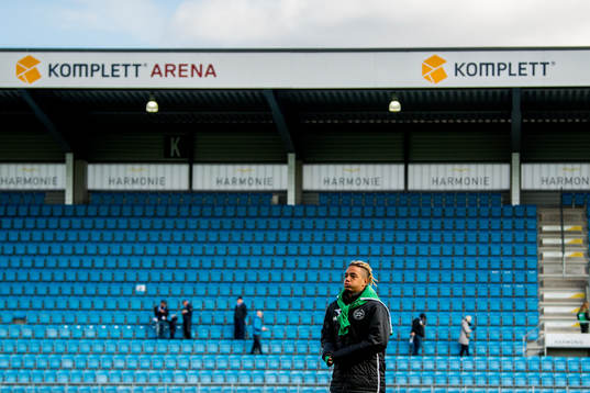 Lee Rochester Sørensen of Nest-Sotra looks dejected