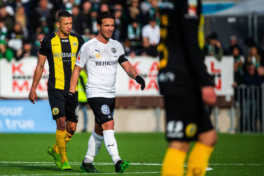 Hammarbys Nikola Djurdjic och Örebros Nordin Gerzic