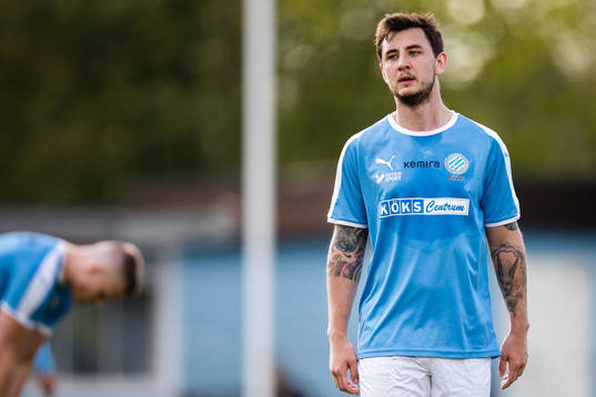Råås Mitch Ewertzh deppar