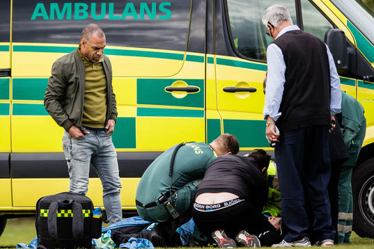 Råås tränare Solo Hammar (t.v)