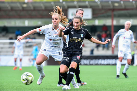 Rosengårds Glodis Perla Viggosdottir och Göteborgs Vilde