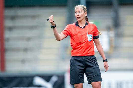 Domaren Tess Olofsson