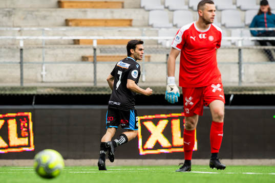 Simón Colina of Sandnes Ulf celebrates