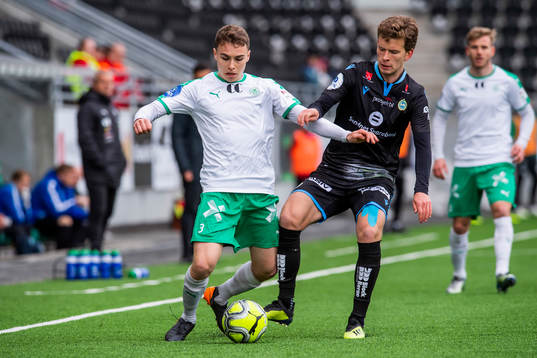Benjamin Gleditsch of HamKam and Vegard Østraat Erlien of