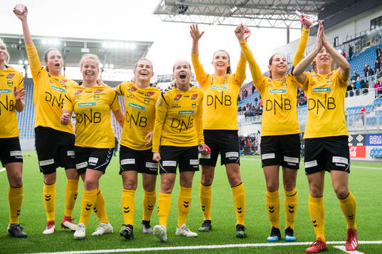 Isabell Bachor, Therese Åsland, Emilie Haavi, Guro Reiten,