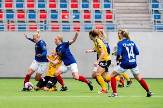 Isabell Bachor of LSK Kvinner