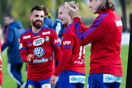 Östers Liridon Silka jublar