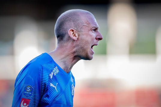 Halmstads Andreas Johansson reagerar