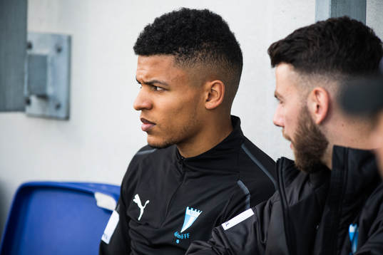 Malmö FFs Romain Gall på bänken