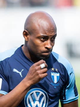 Malmö FFs Fouad Bachirou vid line up