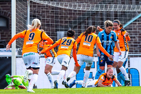 Kristianstads Therese Ivarsson jublar