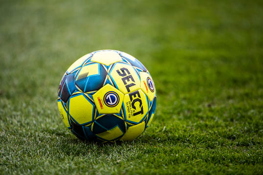 Närbild på en matchboll