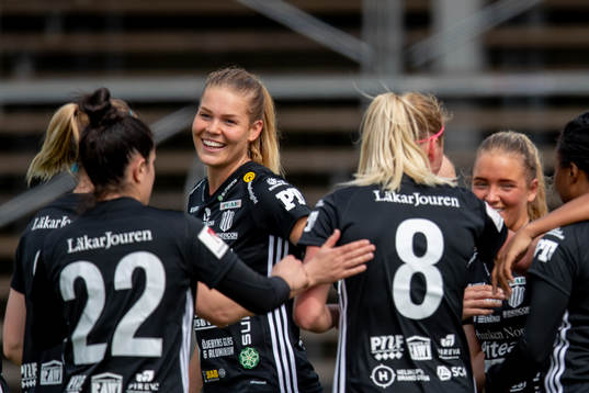 Piteås Nina Jakobsson jublar