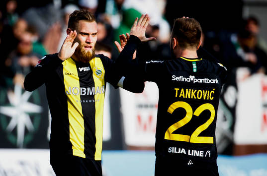 Hammarbys David Fällman jublar