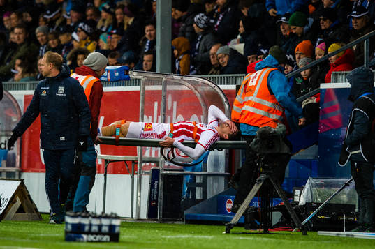 Simen Søraunet Wangberg of Tromsø in pain