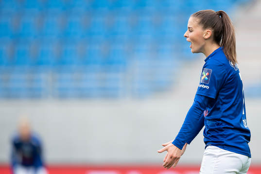 Jenna Dear of Vålerenga