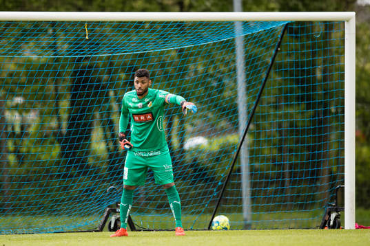 Häckens målvakt Jonathan Ursin Rasheed