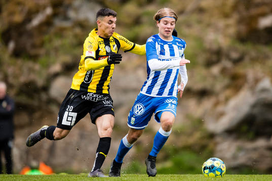 Häckens Ali Youssef och IFK Göteborgs Victor Olofsson