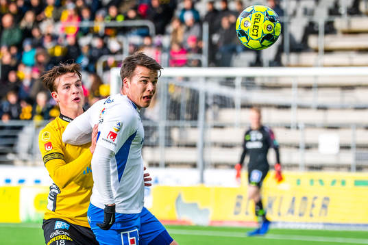 IFK Norrköpings Simon Skrabb och Elfsborgs Simon Olsson