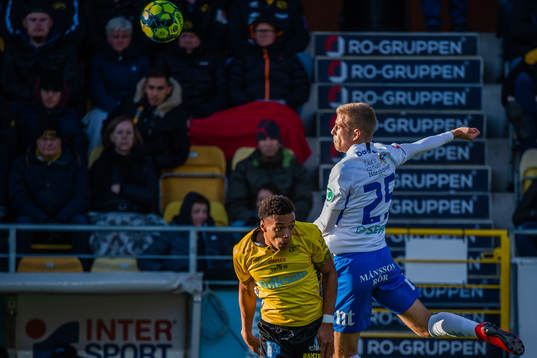 Elfsborgs Kevin Kabran  och IFK Norrköpings Filip