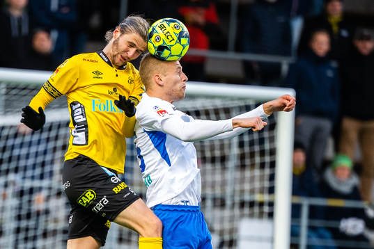 Elfsborgs Pawel Cibicki och IFK Norrköpings Filip