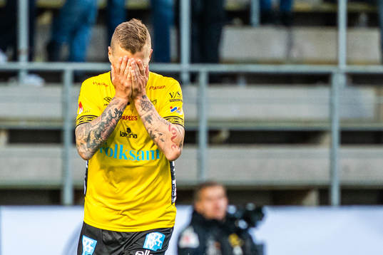 Elfsborgs Samuel Holmén deppar