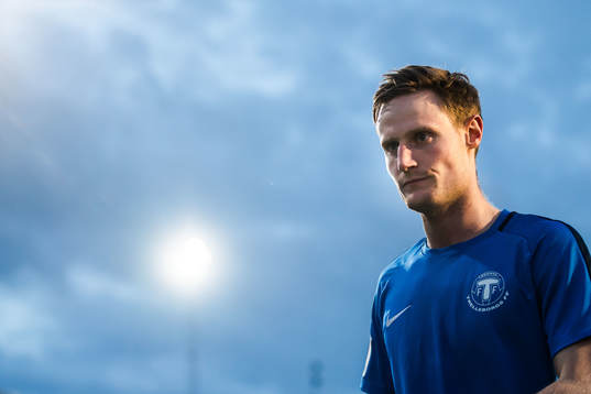 Trelleborgs Anton Tideman deppar