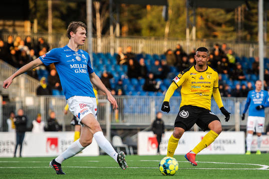 Trelleborgs Hugo Andersson och Frejs José Vitor dos Santos