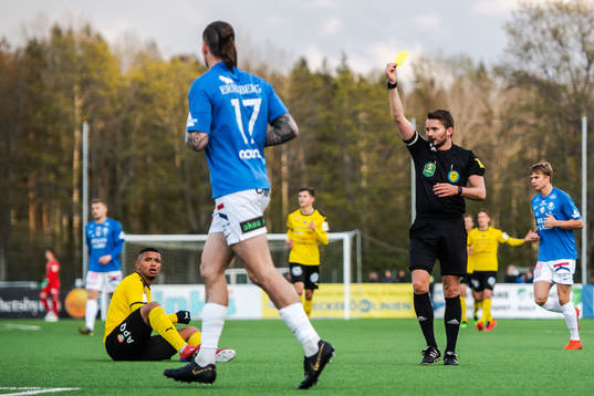 Trelleborgs Isak Jönsson tilldelas en varning