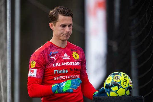 Frejs målvakt Jonas Olsson