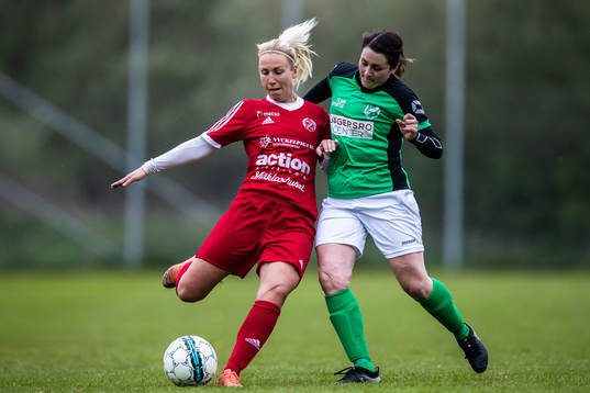 Gislövs Rebecca Ohlsson och Husies Camilla Nyman