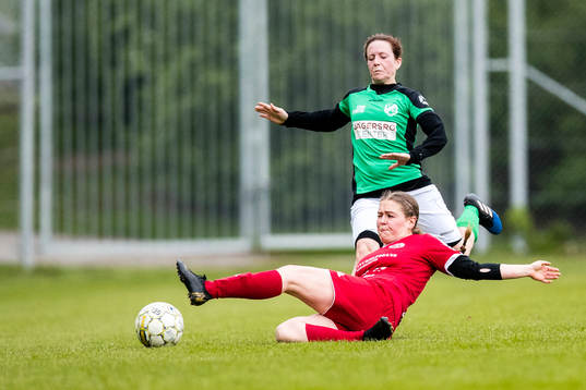 Gislövs Ina Sramek och Husies Alexandra Rosenberg