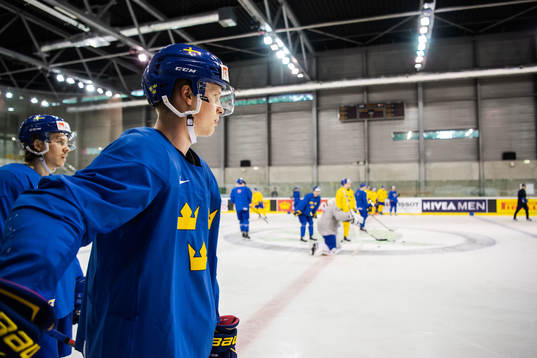 Elias Pettersson of Sweden at a practice session