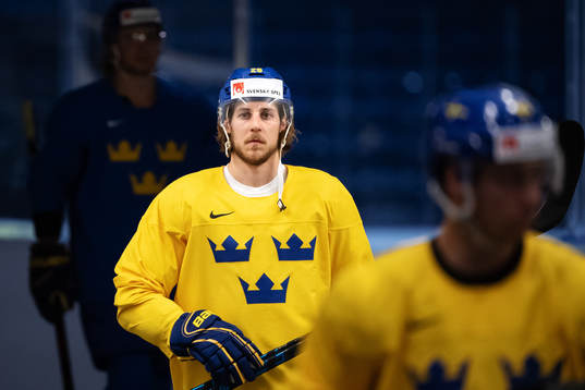Mario Kempe of Sweden at a practice session