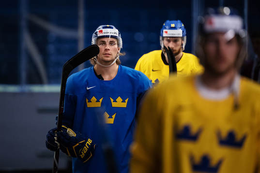 Adrian Kempe of Sweden at a practice session