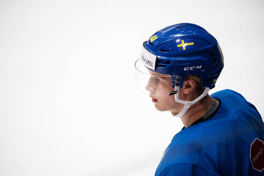 Elias Pettersson of Sweden at a practice session
