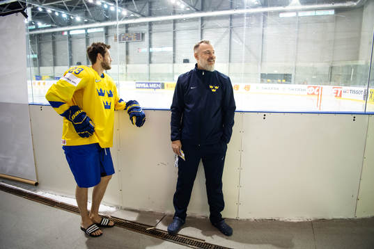 Oliver Ekman Larsson and head coach Rikard Grönborg of