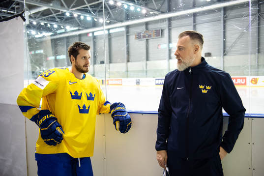 Oliver Ekman Larsson and head coach Rikard Grönborg of