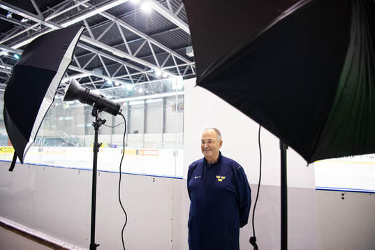 Equipment manager Anders Weiderstål of Sweden has his