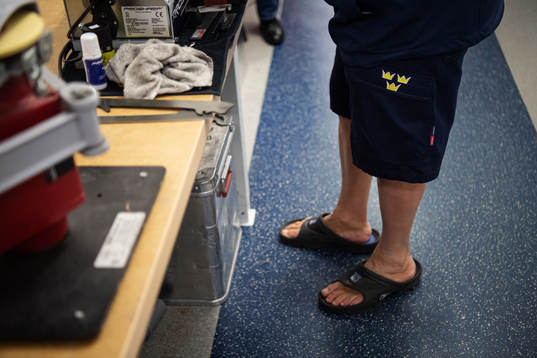 Equipment manager Anders Weiderstål of Sweden wearing