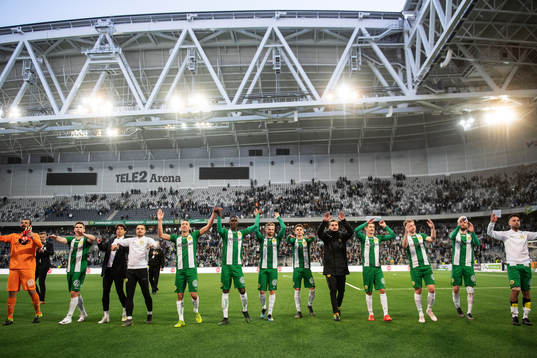 Hammarbys spelare jublar