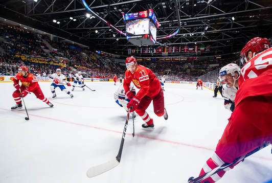 Evgeni Malkin of Russia