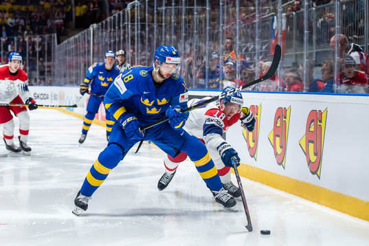 Marcus Pettersson of Sweden and Ondrej Palat of Czech
