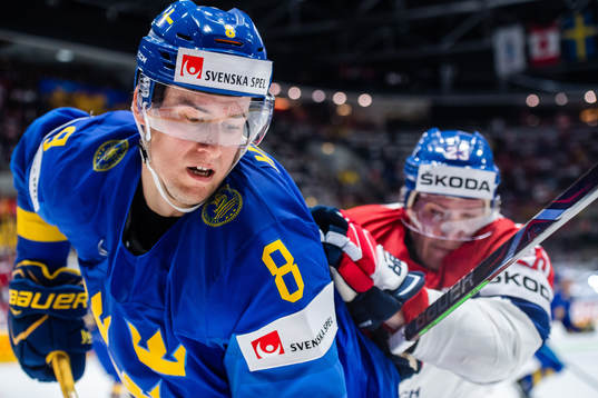 Robert Hägg of Sweden and Dmitrij Jaskin of Czech Republic