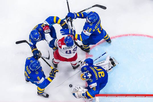 Jan Kovar of Czech Republic fights Robert Hägg , Marcus